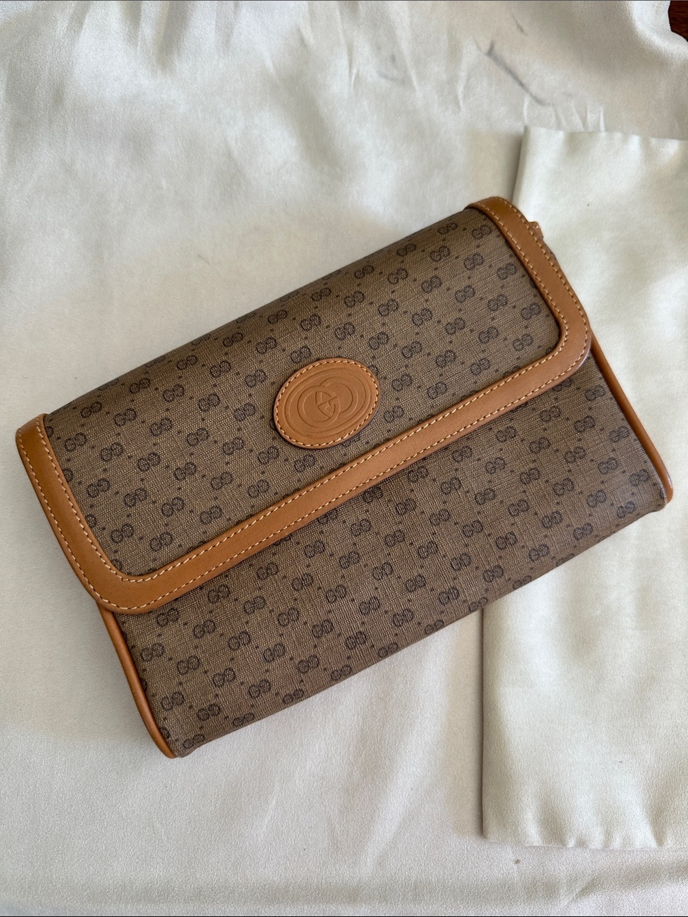 Gucci GG monogram canvas and leather vintage clutch belt bag authentic